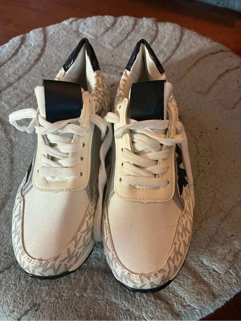 Women’s White and Gray Patterned Casual Sneakers MK